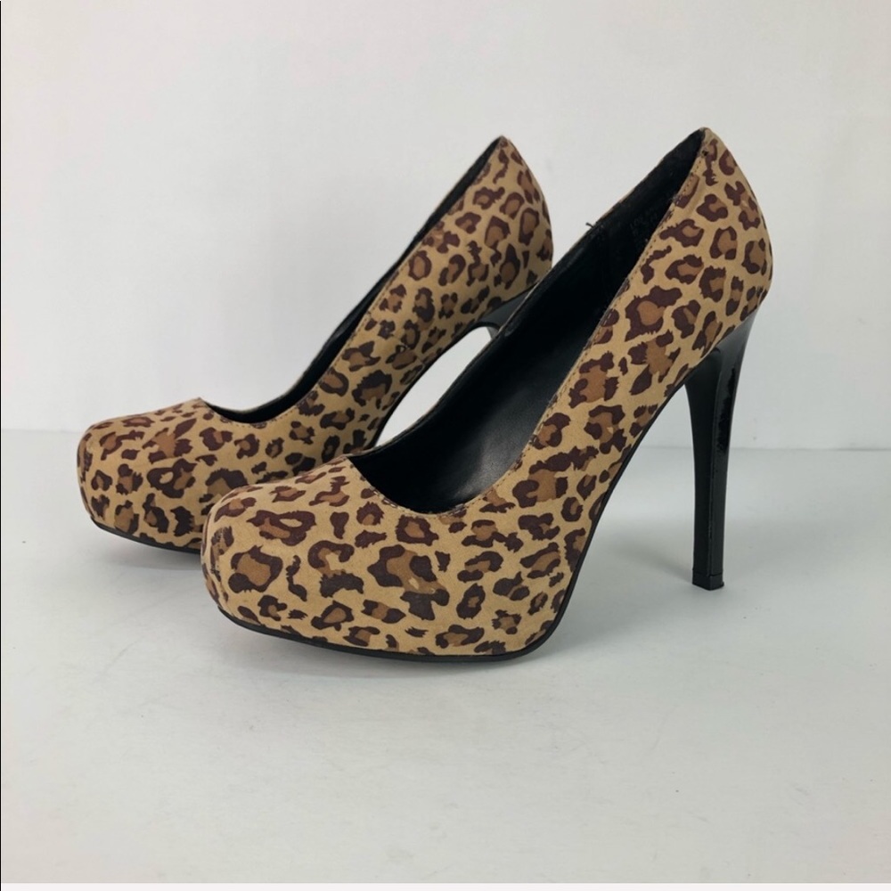 All items $5 Free Shipping over $30